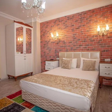 Ozmen Old Town Kaleici Adult Only Hotel