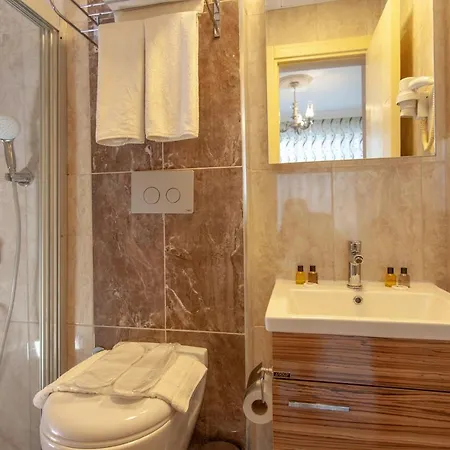 Ozmen Old Town Kaleici Adult Only 2* Antalya