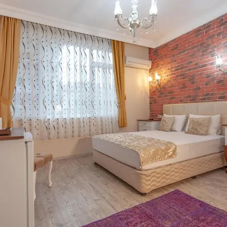Hotel Ozmen Old Town Kaleici Adult Only 2*